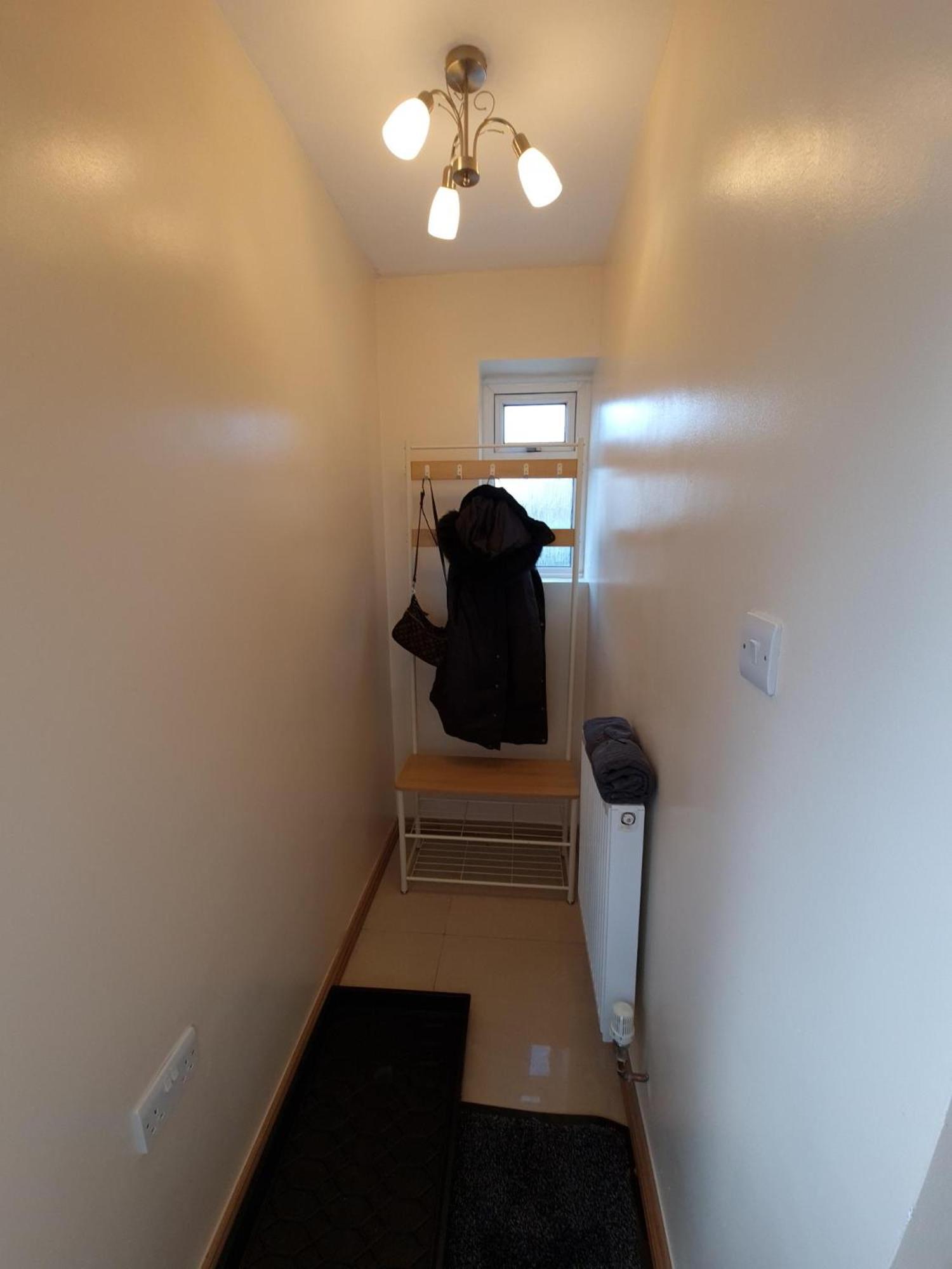 London Luxury 2 Bedroom Flat Sleeps 8 Free Parking *